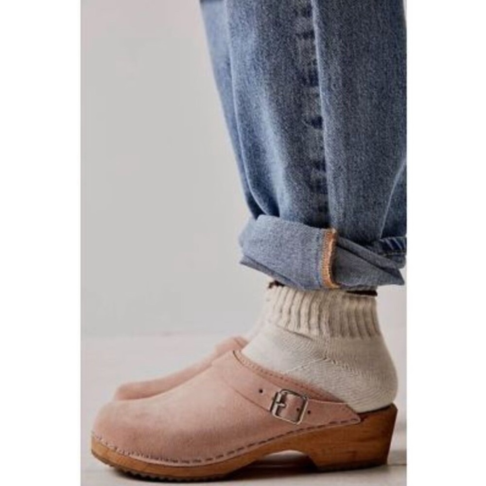 MIA Blush Pink Leather Clog Mules with Wood Heel - Picture 2 of 16